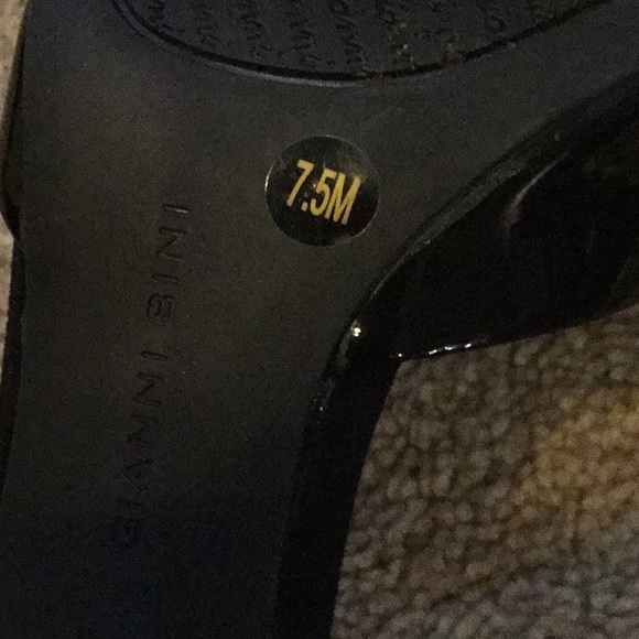 Shoes - Picture 6 of 6